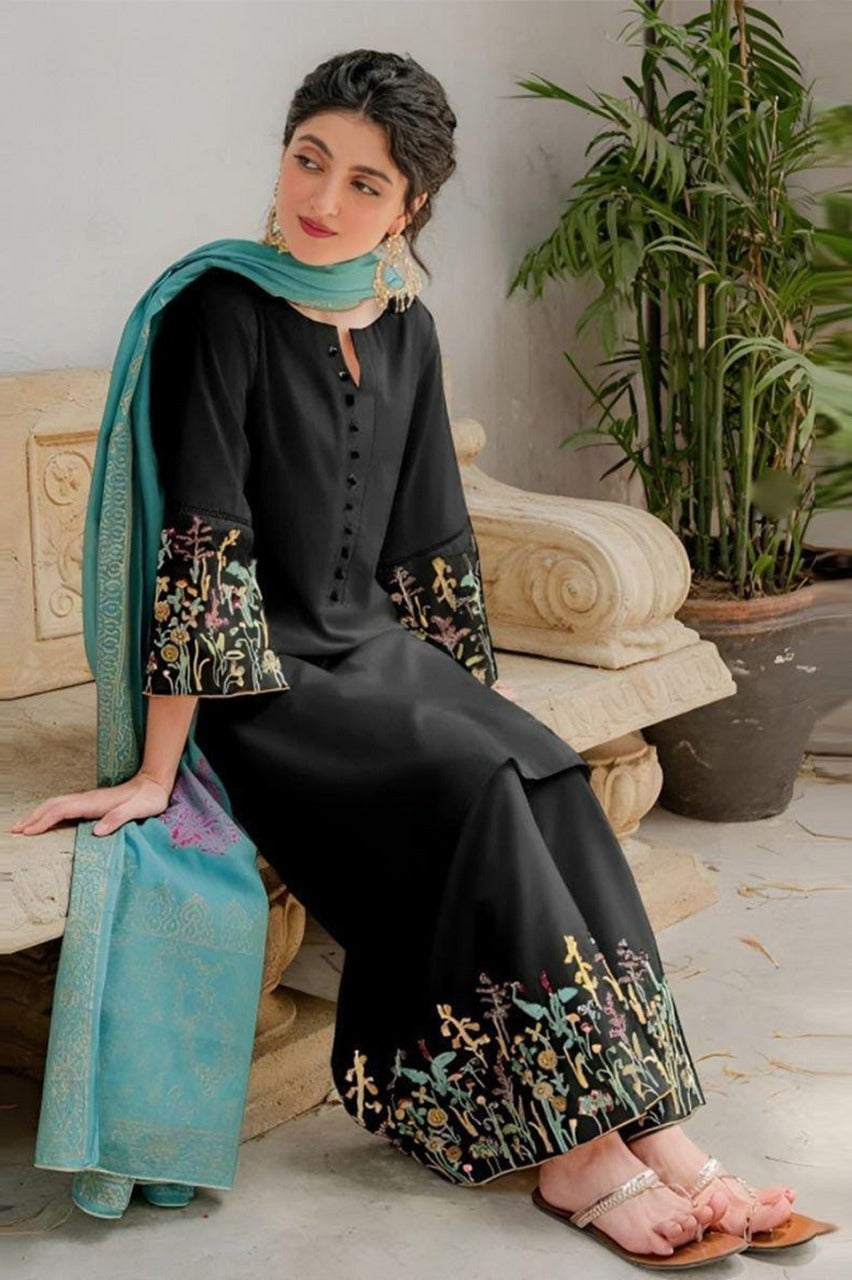 Women's Embroidered Suits